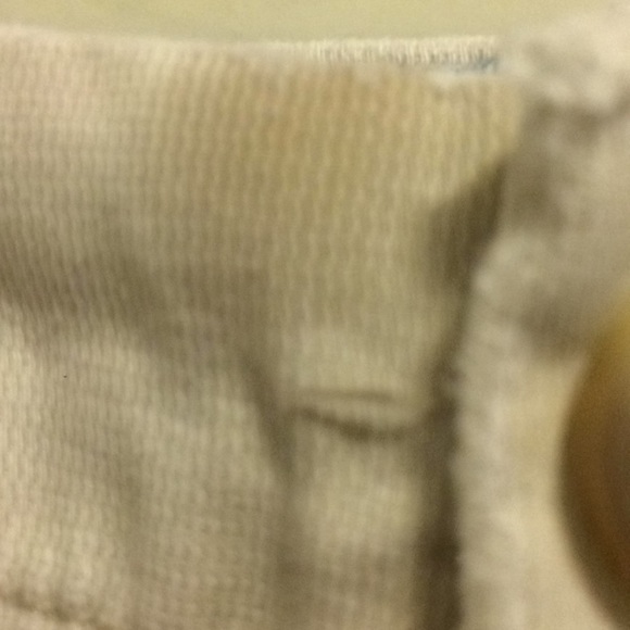 Abercrombie khaki shorts - Picture 4 of 5